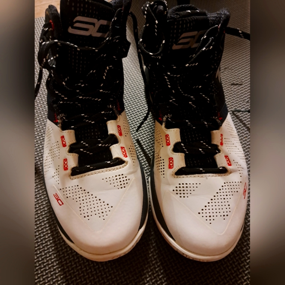 Steph Curry Suit and Tie 4.5Y